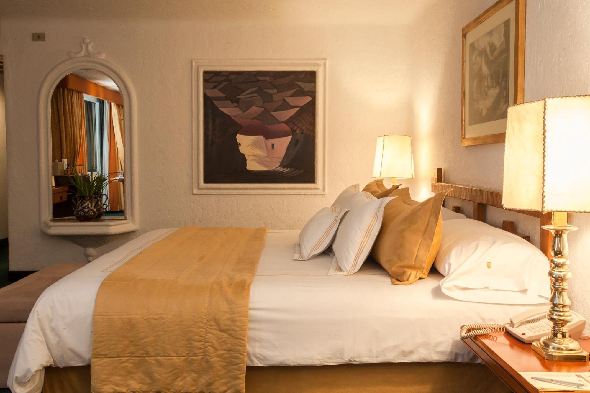 Antara Hotel Lima Bagian luar foto